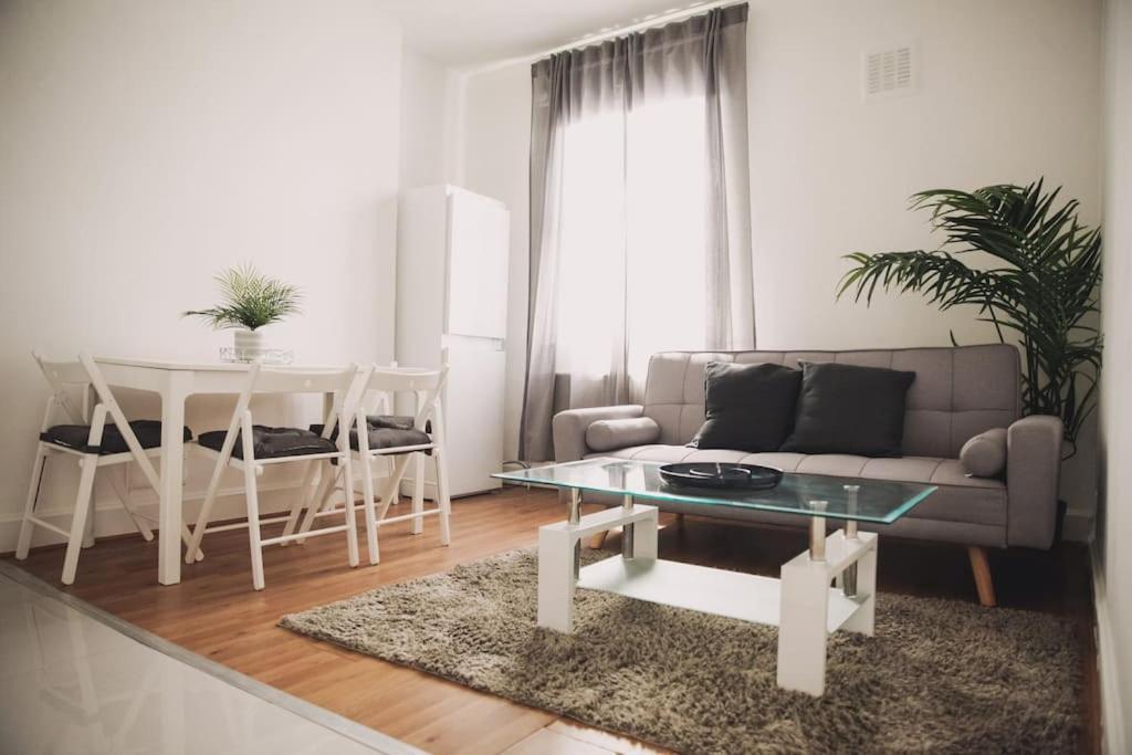 לונדון 3 Bed Flat With Balcony Central מראה חיצוני תמונה